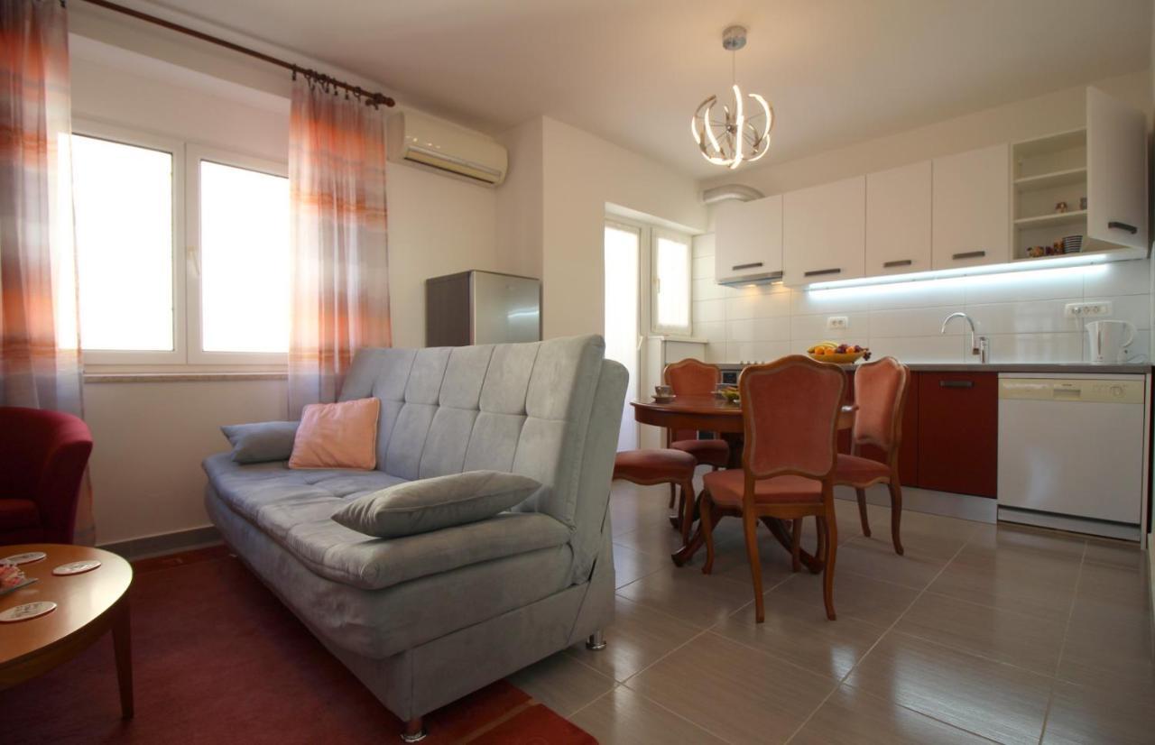 Apartment Agata In City Center Poreč Dış mekan fotoğraf
