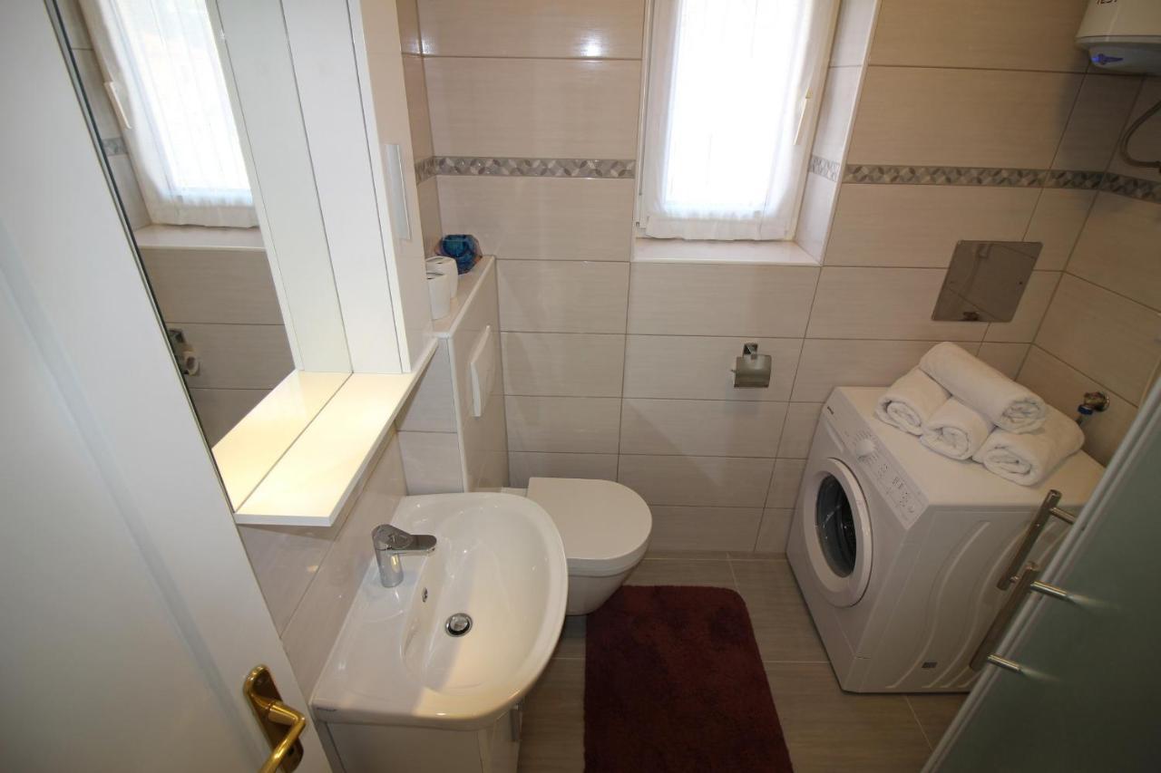 Apartment Agata In City Center Poreč Dış mekan fotoğraf